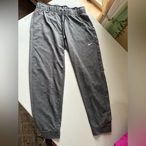 women’s size small nike joggers